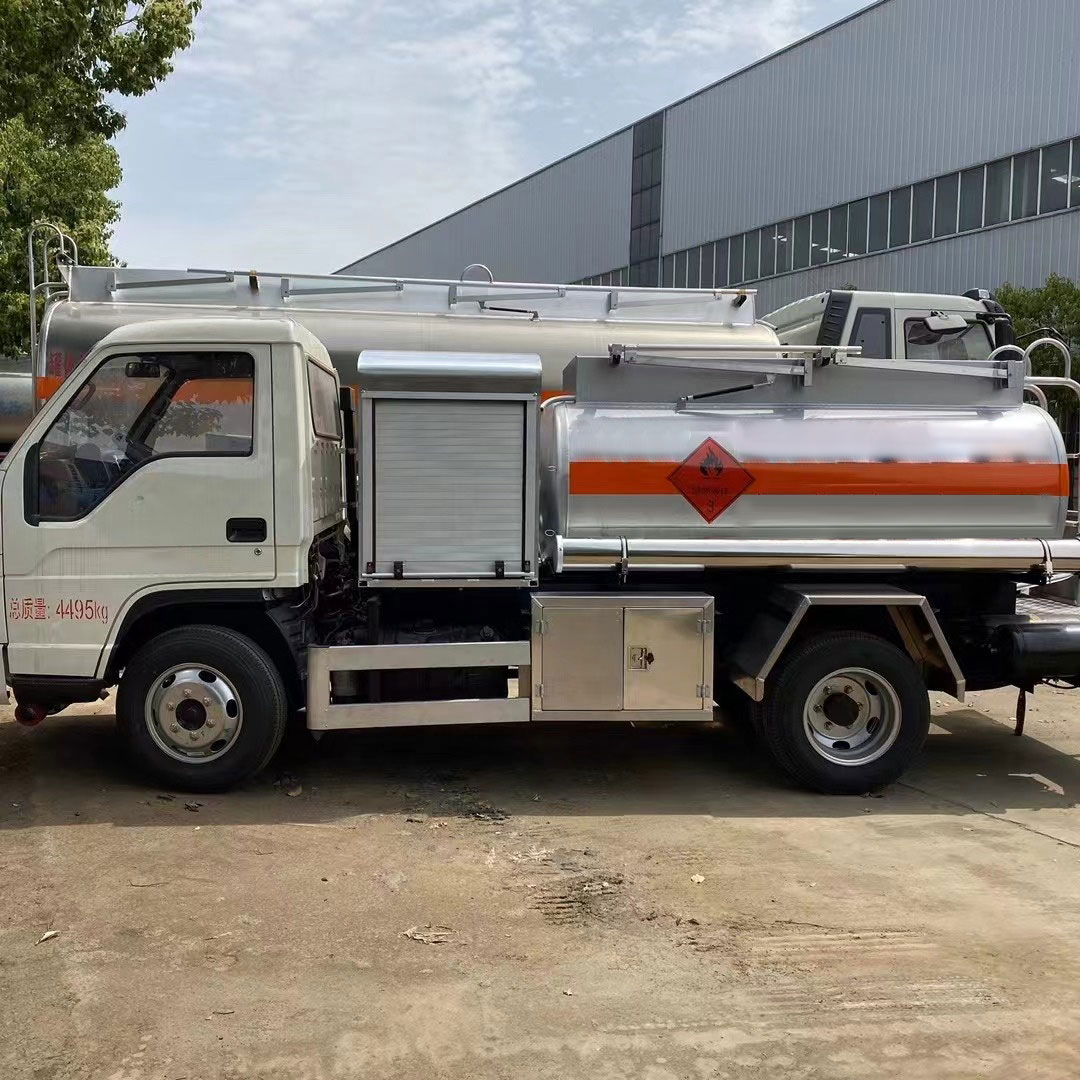 Foton 42 2100 Litres Fuel Oil Transport Tank Truck